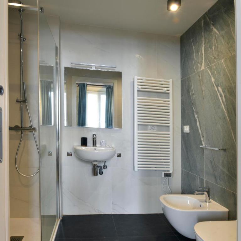 BMI Florence Rooms - Camera Matrimoniale con Bagno Privato - 5