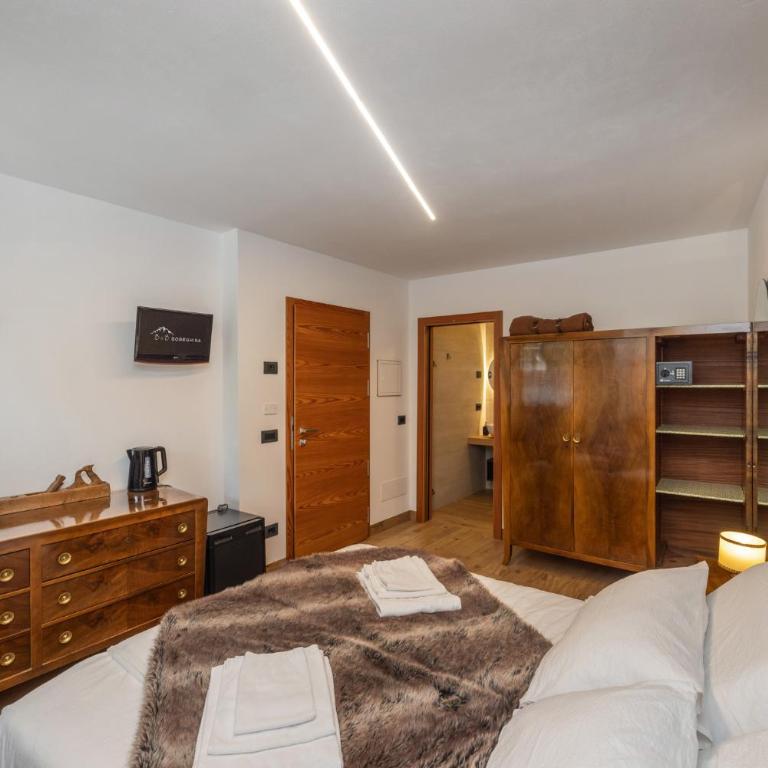 B&B Soreghina - Deluxe Double or Twin Room with Mountain View - 5