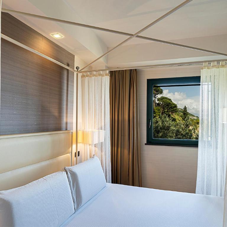 Hotel Raito - Serien Suite with Partial Sea View - 3