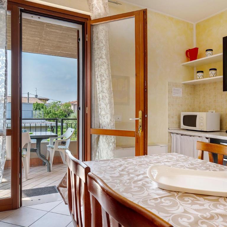 Residence I Gigli - Appartamento Deluxe con 2 Camere da Letto e Balcone - 1