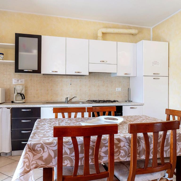Residence I Gigli - Appartamento Deluxe con 2 Camere da Letto e Balcone - 14