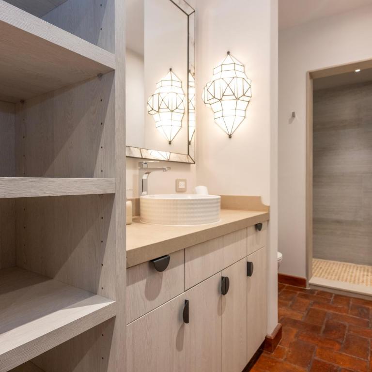 Paseo del Centro I Boutique Condos I Centro Histórico - Suite Junior con vistas al jardín - 4