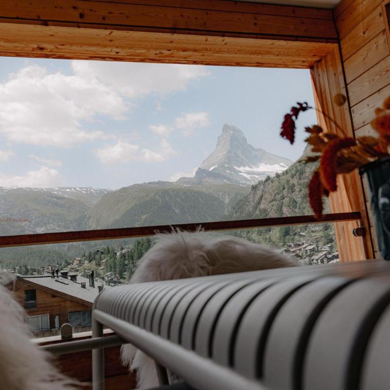 OVERLOOK Lodge by CERVO Zermatt - Apartamento Vista de 2 dormitorios con vistas al Matterhorn - 8