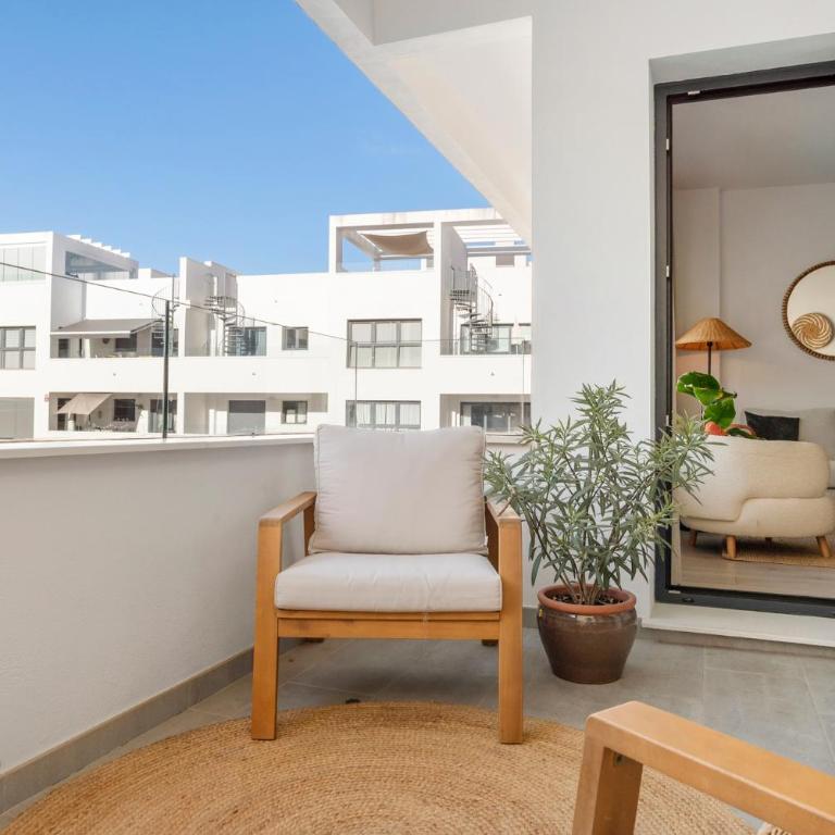 Estepona Garden Escape - Two-Bedroom Apartment with Balcony - 21