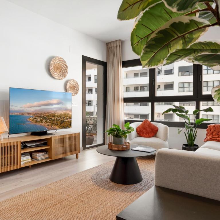 Estepona Garden Escape - Two-Bedroom Apartment with Balcony - 27