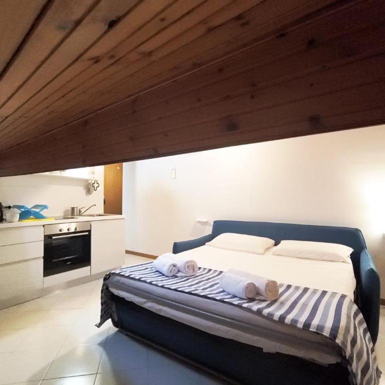 Il Rifugio della Riviera, Your cozy perch above the flowers. - Appartamento - 3
