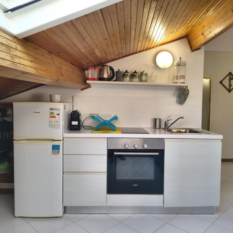 Il Rifugio della Riviera, Your cozy perch above the flowers. - Appartamento - 16