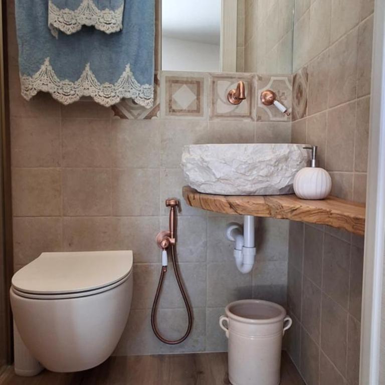 Suite Tiffany - Camera Queen con Vasca Idromassaggio - 17