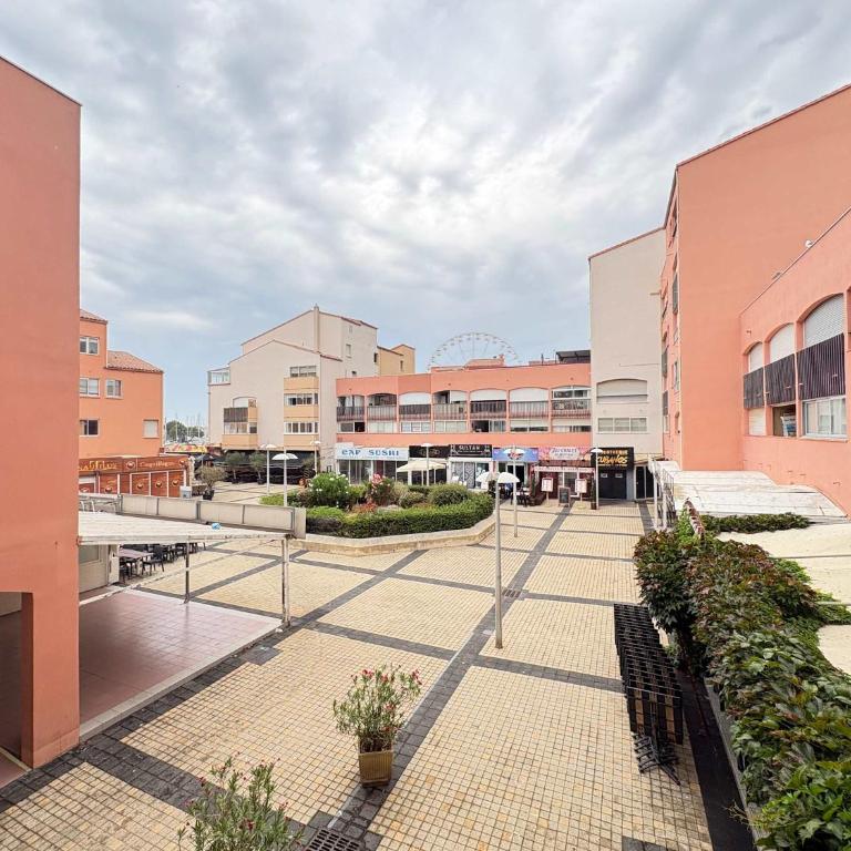 Cozy Studio at Saint-Clair Residence Cap d'Agde - Apartment - 7