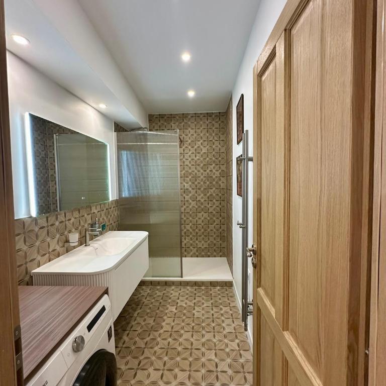 Le 11 Vue Cité Médiévale - Appartement 3 Chambres - 10