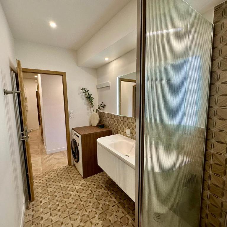 Le 11 Vue Cité Médiévale - Appartement 3 Chambres - 11