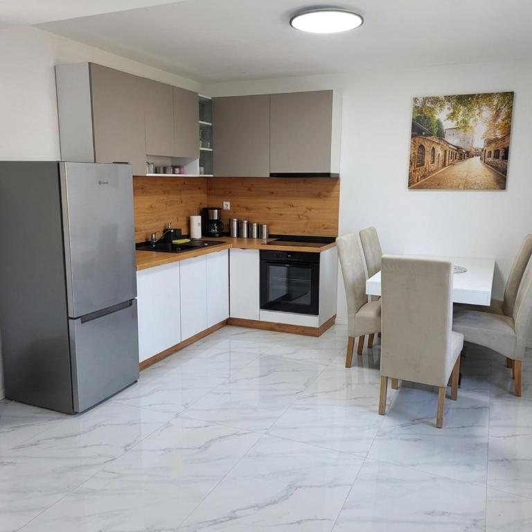 Vila Gaia - Deluks Apartman s 1 Spavaćom Sobom i Pogledom na Vrt - 1