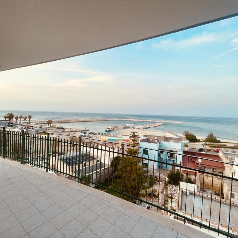 Bari Suite & Solarium - Appartamento con 1 Camera da Letto - 2