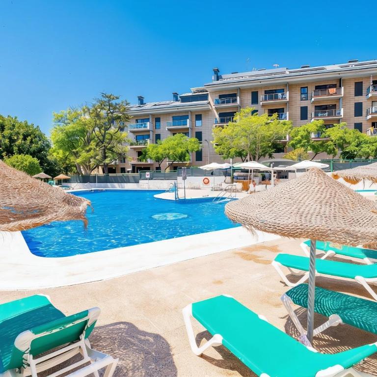 Cubo's Manuel Apartment & Pool - Apartment - 31