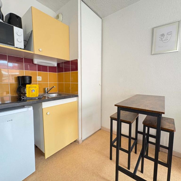 Cozy Studio at Saint-Clair Residence Cap d'Agde - Apartment - 6