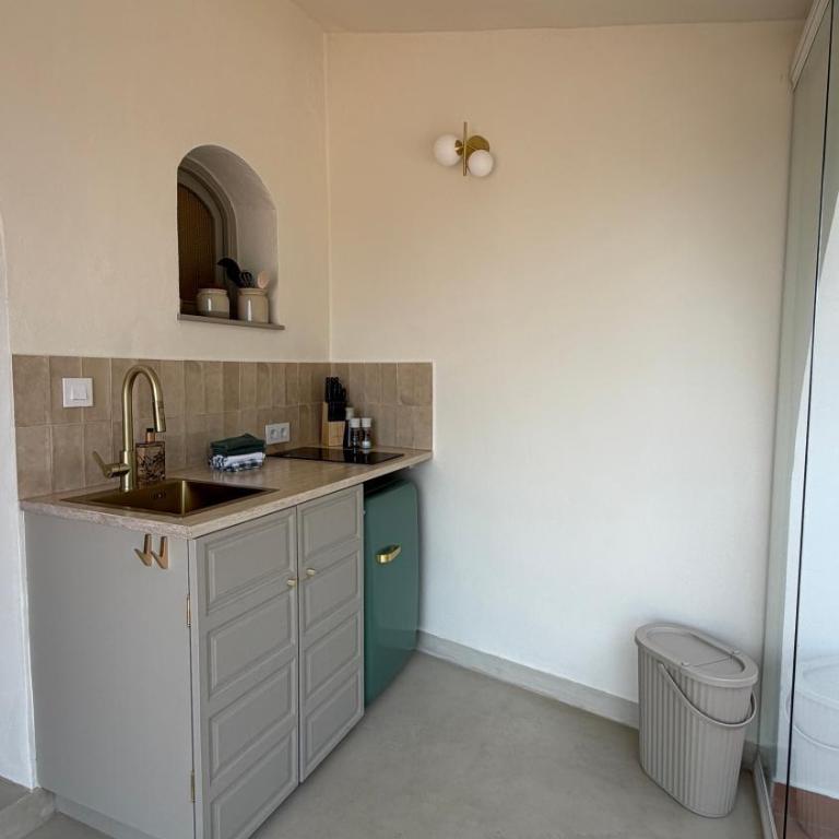 Villa Andalucía Cómpeta - Estudio Deluxe con cama grande - 13