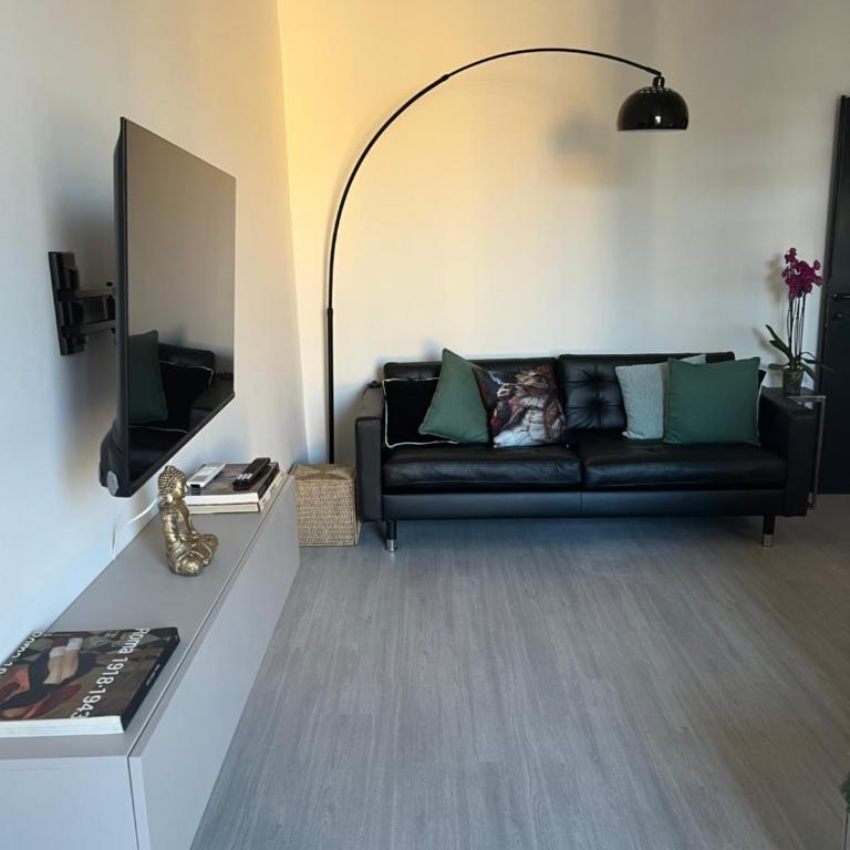DAMEDARTE Trastevere - Appartamento con 2 Camere da Letto - 36