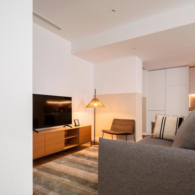 Feelathome Palacio de Álamos - Apartamento de 2 dormitorios - 14