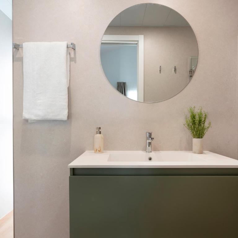 Feelathome Palacio de Álamos - Apartamento de 2 dormitorios con terraza - 2