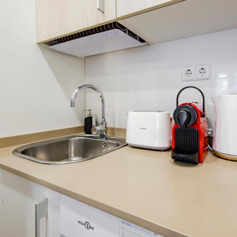 Comodidad con parking para 4, vive La Latina - Apartamento de 1 dormitorio - 9