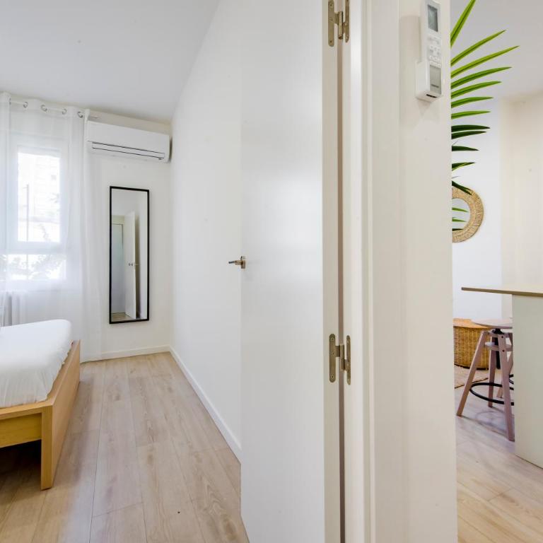 Comodidad con parking para 4, vive La Latina - Apartamento de 1 dormitorio - 10