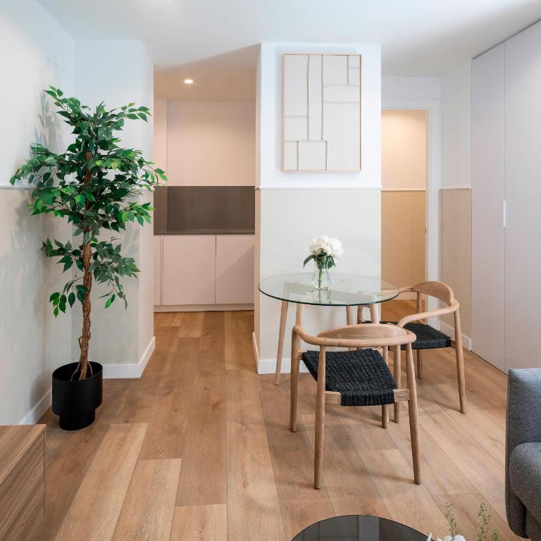 Feelathome Palacio de Álamos - Apartamento de 2 dormitorios con terraza - 10