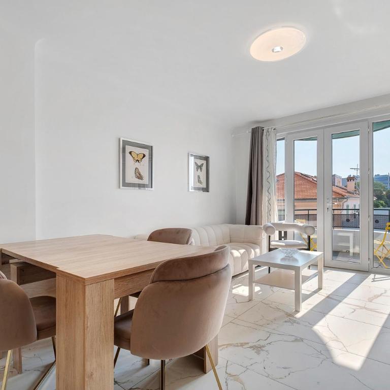 3 pièces proche plages Fr027 - Appartement 2 Chambres Deluxe avec Balcon - 2