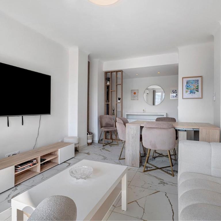 3 pièces proche plages Fr027 - Appartement 2 Chambres Deluxe avec Balcon - 13