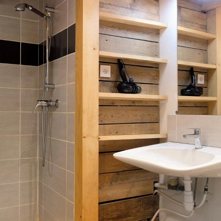Gite l'Esquirol - Appartement 3 Chambres avec Vue sur la Montagne - 21