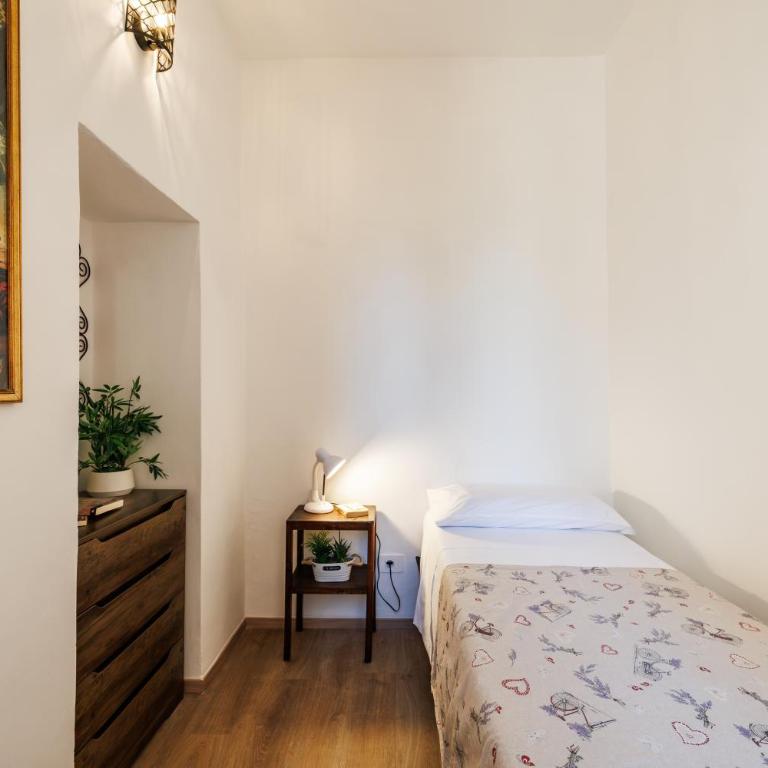 GuestHost - Dimora Camollia nel cuore di Siena - Appartamento con 3 Camere da Letto - 19