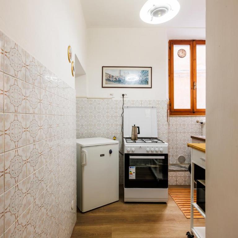 GuestHost - Dimora Camollia nel cuore di Siena - Appartamento con 3 Camere da Letto - 31