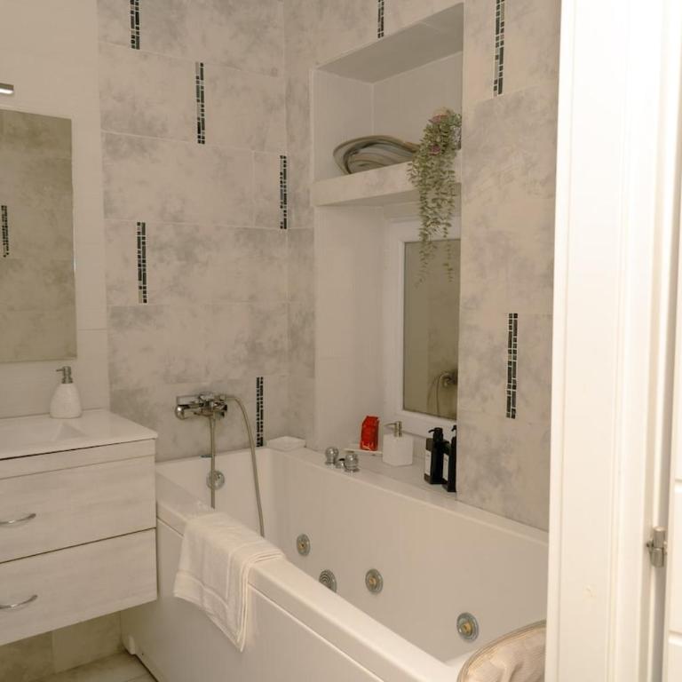 In the heart of Rome with garden and Jacuzzi - Appartamento con 1 Camera da Letto - 2
