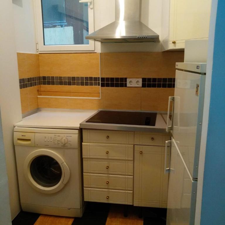 Acogedor estudio en pleno centro de Madrid - One-Bedroom Apartment - 4