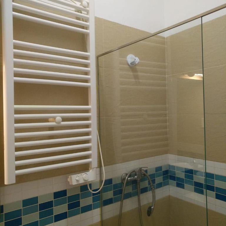 Acogedor estudio en pleno centro de Madrid - One-Bedroom Apartment - 6