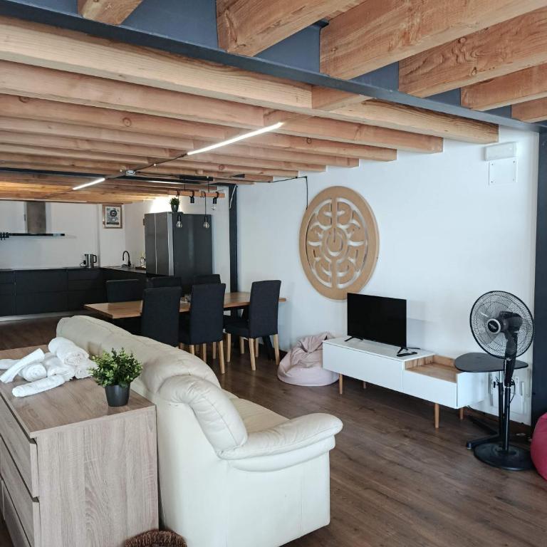 BiBraBe Apartament - Loft - 9