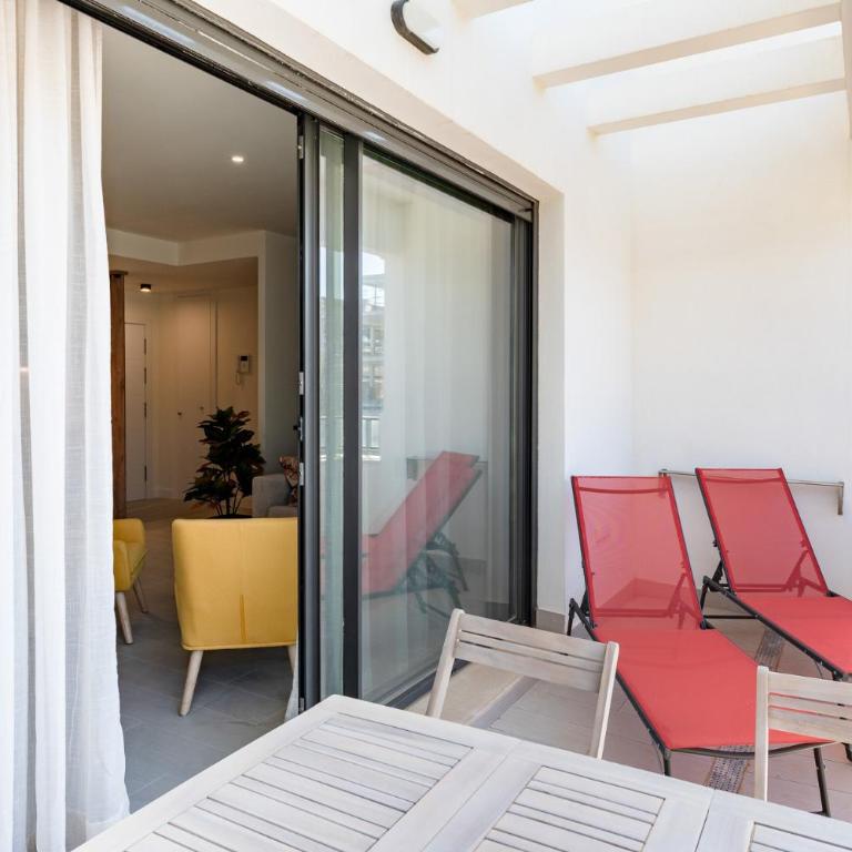 CT 414 - Faro's Casares Coast Apartment - Two-Bedroom Apartment - 11