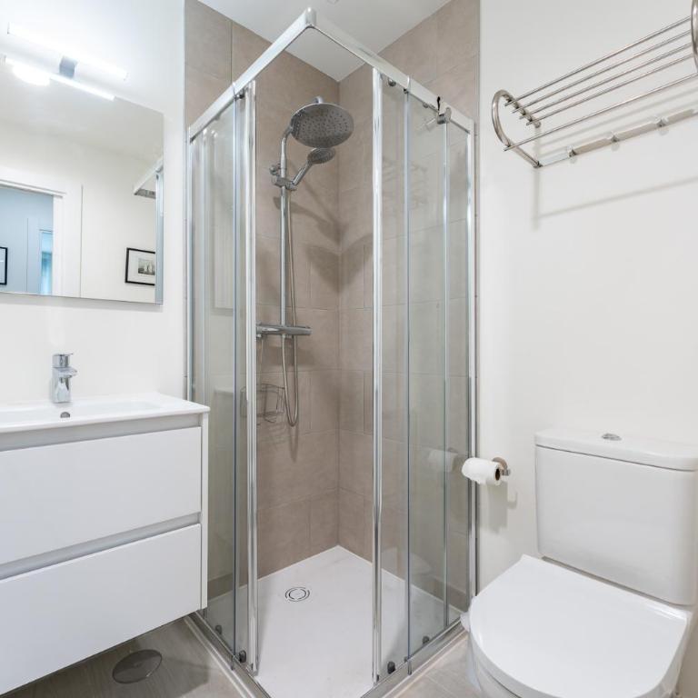CT 414 - Faro's Casares Coast Apartment - Two-Bedroom Apartment - 17
