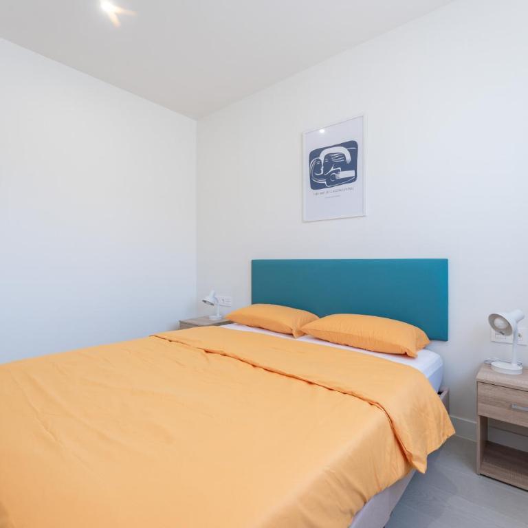 CT 414 - Faro's Casares Coast Apartment - Two-Bedroom Apartment - 18