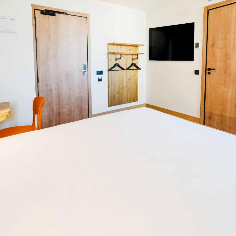 easyHotel Alicante Centro - Doppelzimmer - barrierefrei - 8