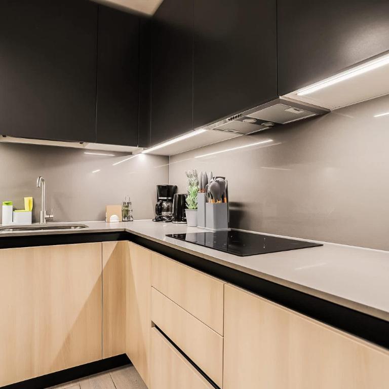 Comfort & Style 2BR Las Condes Apt perfect for 5 - Apartment - 4