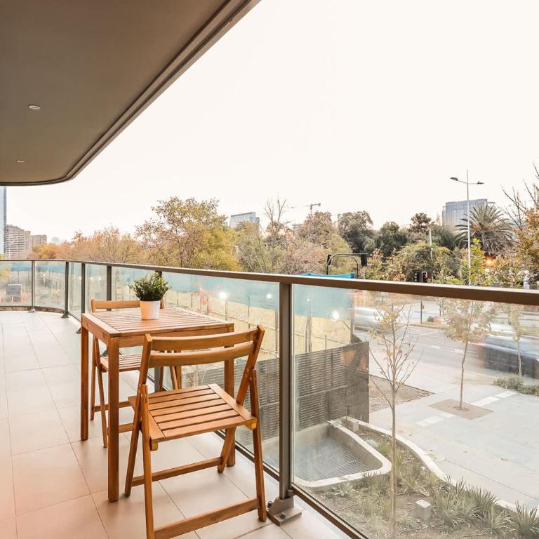 Comfort & Style 2BR Las Condes Apt perfect for 5 - Apartment - 10