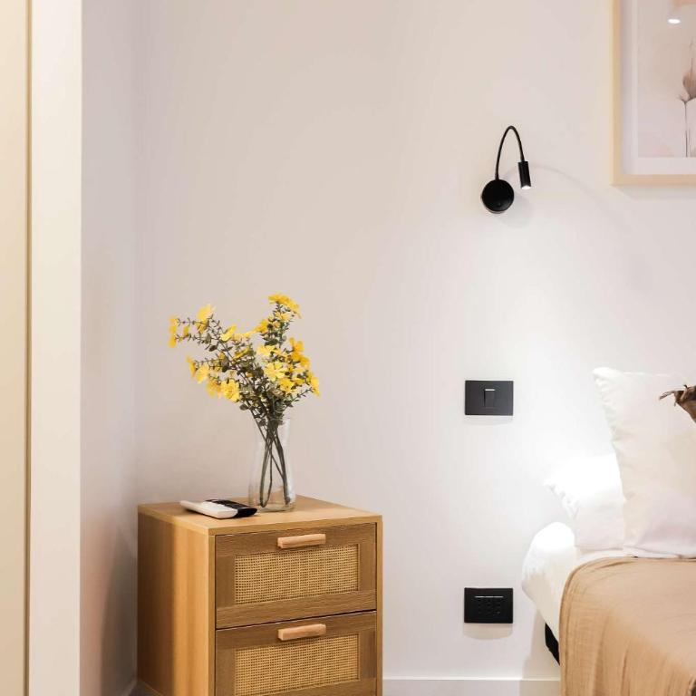 Comfort & Style 2BR Las Condes Apt perfect for 5 - Apartment - 23