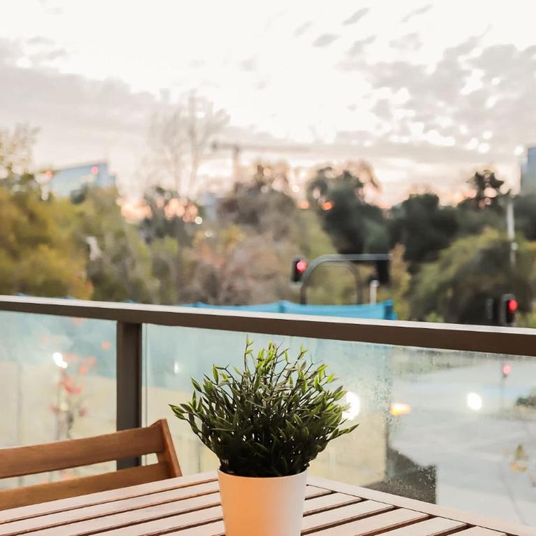 Comfort & Style 2BR Las Condes Apt perfect for 5 - Apartment - 26