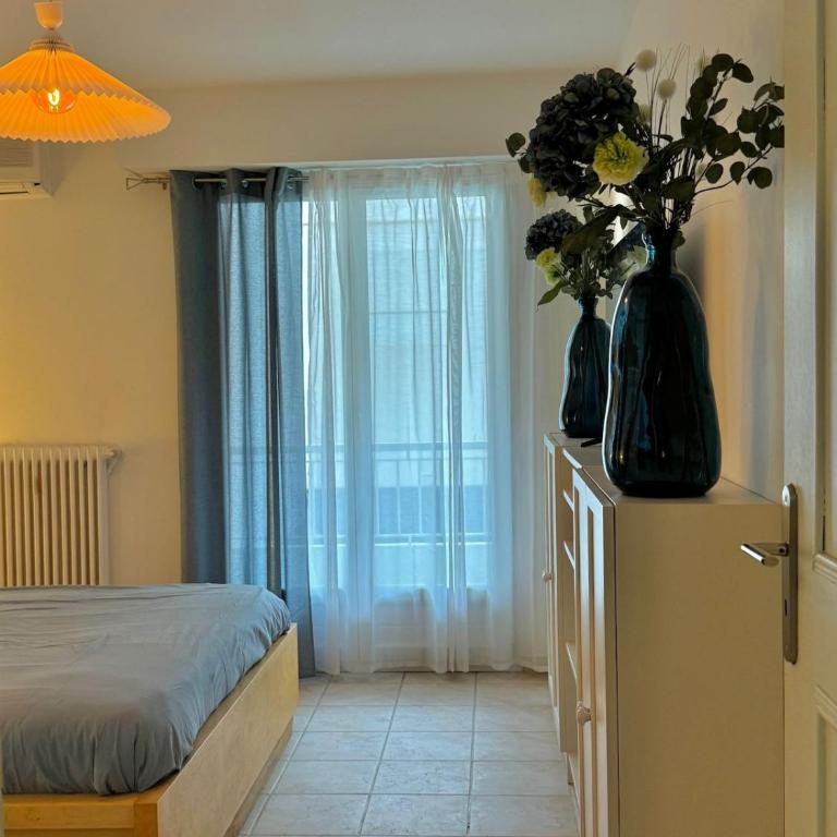 3-room apartment for 6 people in Port Vauban - Appartement 2 Chambres - 2