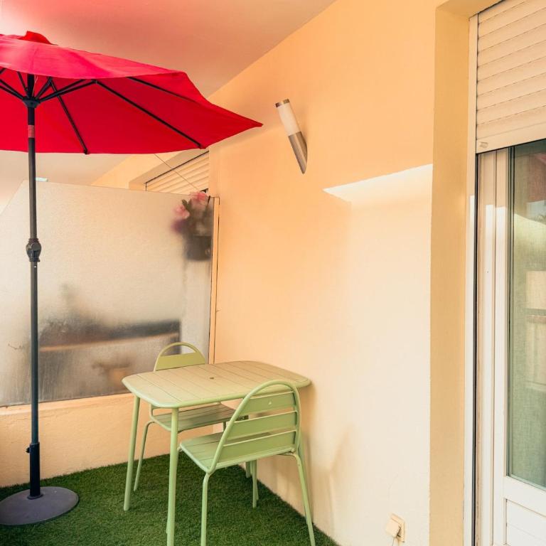 3-room apartment for 6 people in Port Vauban - Appartement 2 Chambres - 23