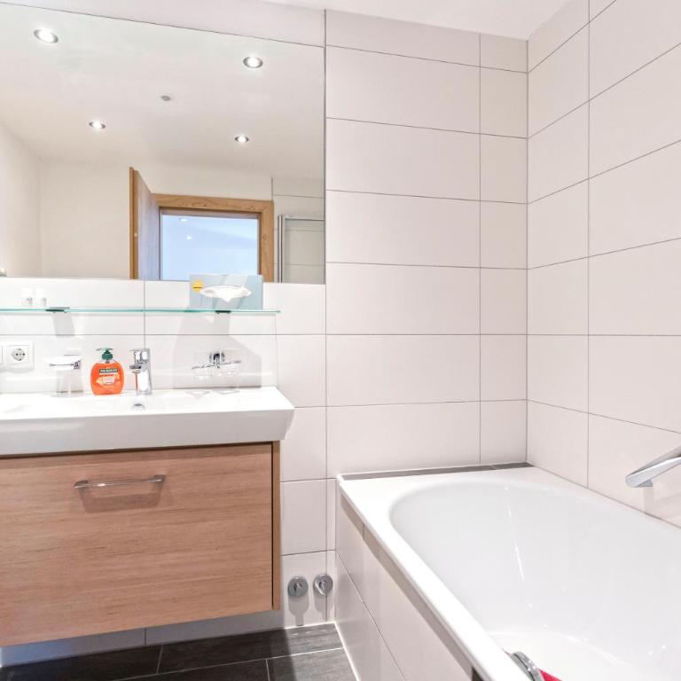 Haus Alpenrose - Appartamento con 2 Camere da Letto e con Vista - 12