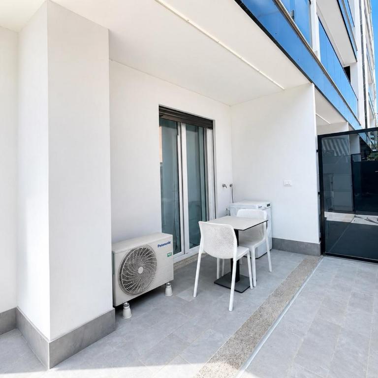 GuestHost - Black Pearl Apartments near the sea - Estudio Estándar - 6