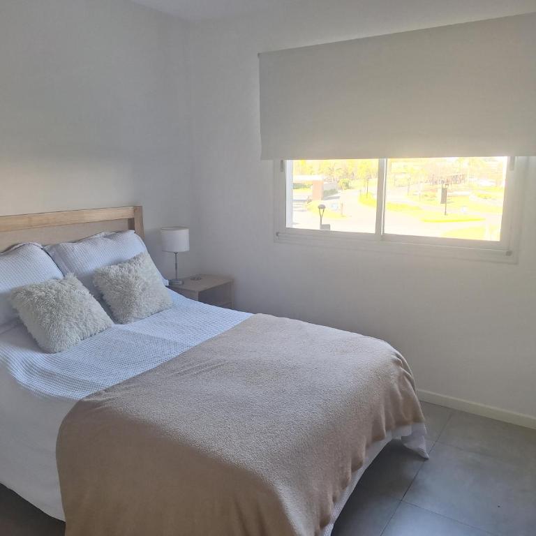 Alquiler temporario Minimo 2 semanas 2 amb en Lagoon Pilar - One-Bedroom Apartment - 2
