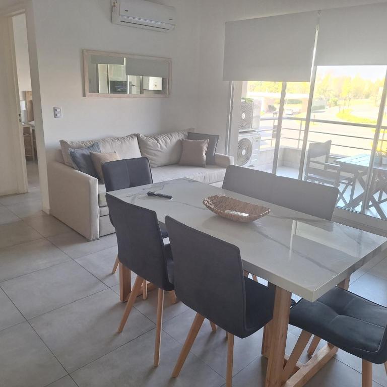Alquiler temporario Minimo 2 semanas 2 amb en Lagoon Pilar - One-Bedroom Apartment - 23