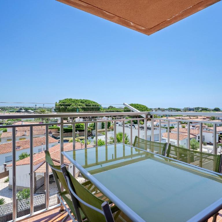 Hauzify I Apartament Golden Sand - Two-Bedroom Apartment with Terrace - 3